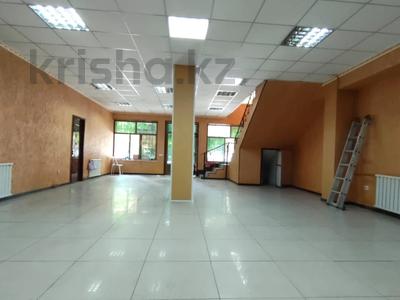 Свободное назначение, офисы, магазины и бутики, склады, общепит, салоны красоты, медцентры и аптеки, образование · 221.2 м² за 75 млн 〒 в Шымкенте, Аль-Фарабийский р-н