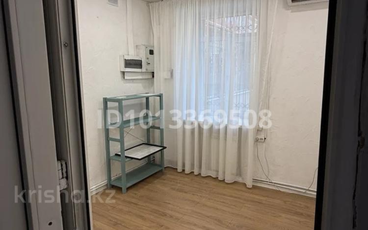 Дүкендер мен бутиктер, сұлулық салондары, білім орталықтары, кабинеттер және жұмыс орындары, студиялар · 9 м², бағасы: 120 000 ₸ в Усть-Каменогорске, Ульбинский — фото 2
