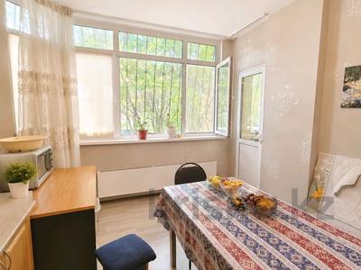 3-бөлмелі пәтер · 80.2 м² · 1/9 қабат, Мамыр-3 ш/а. — Ул Шаляпина- Саина, бағасы: 54 млн ₸ в Алматы, Ауэзовский р-н