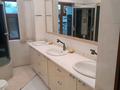 Дом · 6 комнат · 300 м², Куратова 63 — Райымбека Куратова за 100 000 ₸ в Алматы, Жетысуский р-н — фото 10