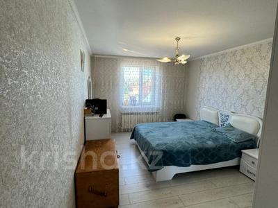 Продажа домов и дачи в Актюбинской обл.: Отдельный дом · 7 комнат · 270 м² · 10 сот., Исатай Тайманулы 8 за 85 млн 〒 Отдельный дом · 7 комнат · 270 м² · 10 сот., Исатай Тайманулы 8 за 85 млн 〒 в Актобе, жилой массив Юго-Запад-1