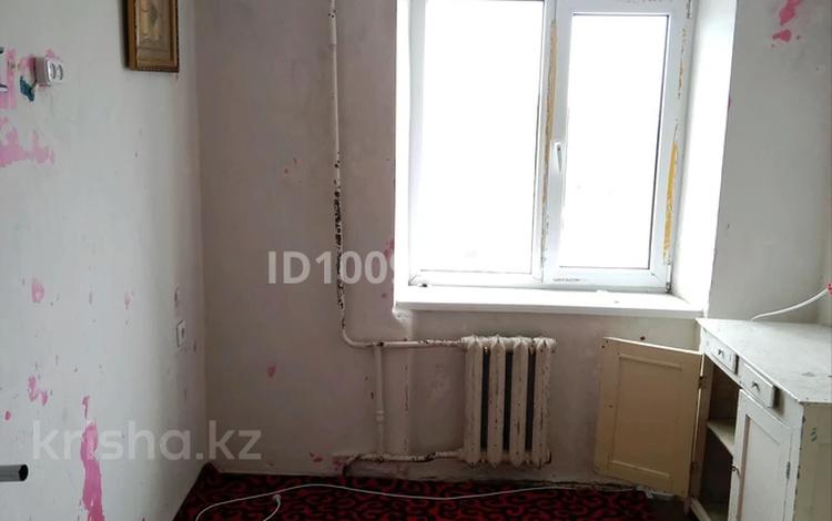1 комната · 50 м² · 7/9 этаж, Назарбаева 226 за 45 000 ₸ в Уральске, мкр Школьник — фото 9