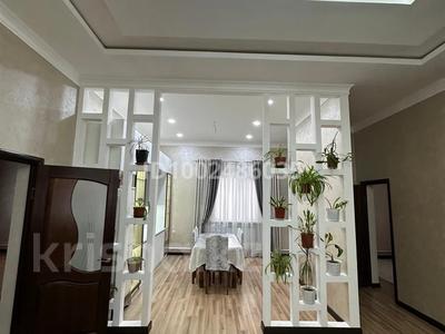 Отдельный дом · 3 комнаты · 130 м² · 8 сот., мкр Зарослый, Зарослый 7 26 за 27 млн 〒 в Атырау