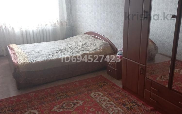 2-комнатная квартира · 42 м² · 5/5 этаж, Ул.Абая 68 за 8 млн ₸ в Темиртау — фото 2