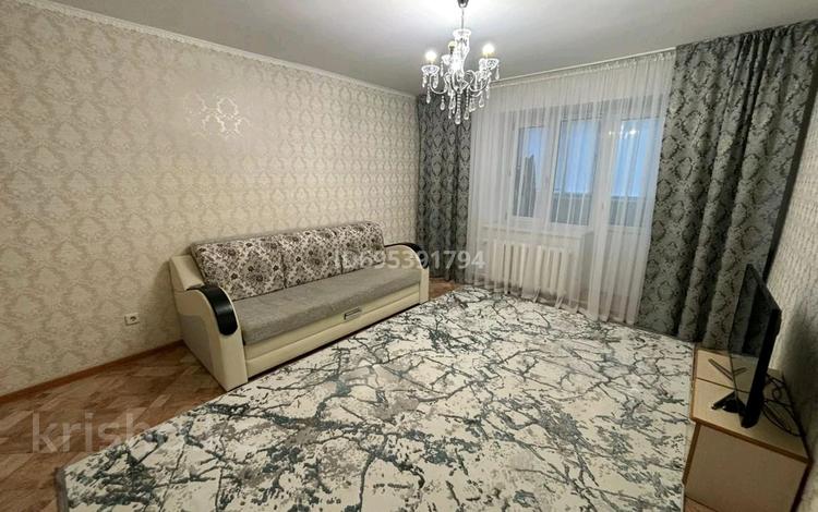 3-бөлмелі пәтер · 70 м² · 1/5 қабат, Астана ш/а. 26, бағасы: 30 млн ₸ в Уральске, мкр Астана — фото 2