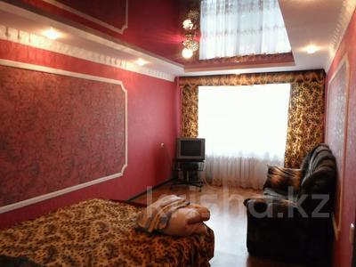 2-комнатная квартира · 50 м² · 1/5 этаж, улица Ескалиева 186 — улица Маншук Маметова за 16 000 ₸ в Уральске