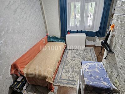 1-бөлмелі пәтер · 16 м² · 2/3 қабат, мкр Алатау (ИЯФ) 1 — Магазин "Диалог", бағасы: 9.5 млн 〒 в Алматы, Медеуский р-н