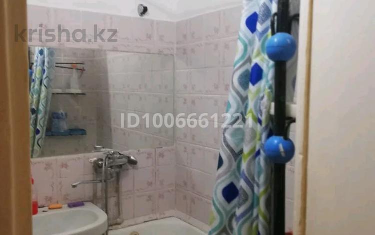 2-бөлмелі пәтер · 68 м² · 3/5 қабат, Курмангазы — Зигзаг, бағасы: 150 000 ₸ в Уральске, мкр Школьник — фото 2