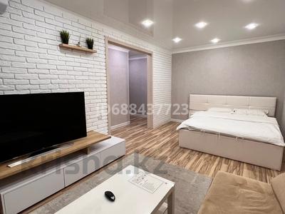 1-комнатная квартира, 34 м², 3/5 этаж посуточно, Торайгырова 73 за 12 000 〒 в Павлодаре