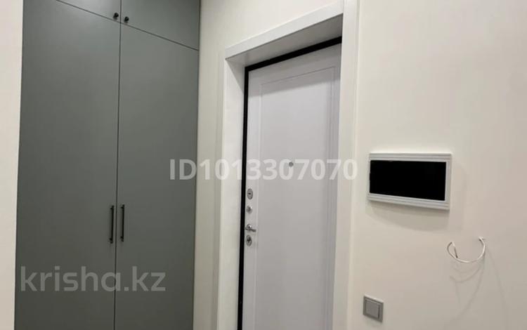 1-комнатная квартира · 50 м² · 7/15 этаж, Ракымжан Кошкарбаев 54 за 14 000 ₸ в Астане, Сарайшык р-н — фото 2