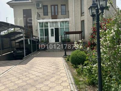 Отдельный дом · 10 комнат · 420 м² · 7.5 сот., Айтиева 58 за 120 млн ₸ в Таразе