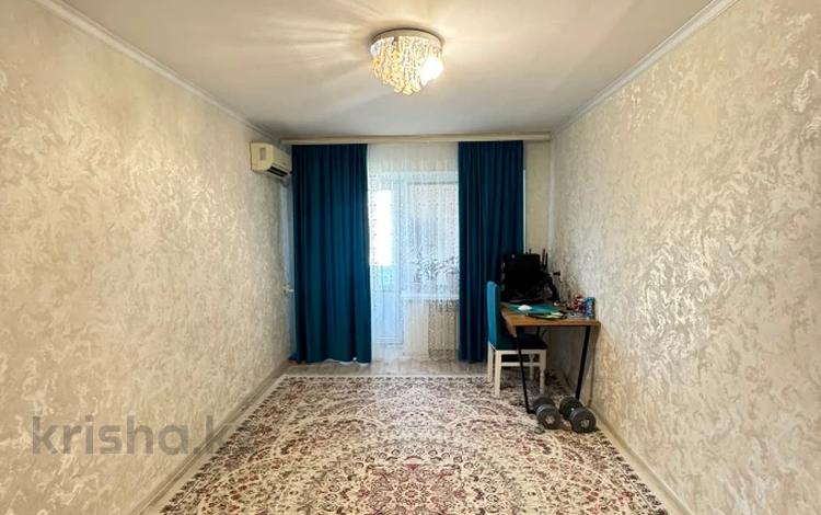 3-комнатная квартира · 54.8 м² · 5/5 этаж, проспект Абая за 12.5 млн ₸ в Актобе — фото 2