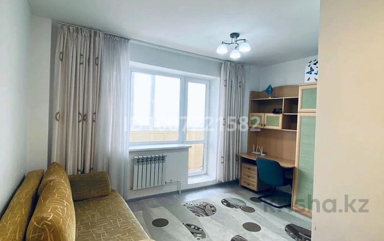1-бөлмелі пәтер · 37 м² · 13/16 қабат, мкр Юго-Восток, Бауыржан Момышұлы 26/3, бағасы: 15.8 млн ₸ в Караганде, Казыбек би р-н — фото 2