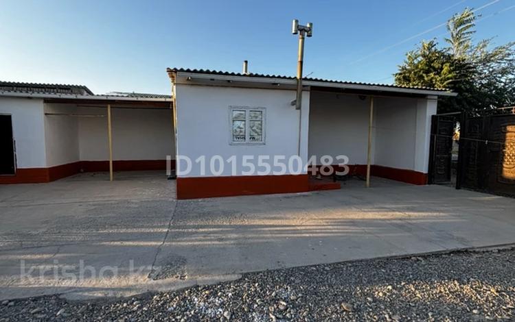 Жеке үй · 3 бөлме · 50 м² · 10 жүзд., Шади акын 128 — Садик, бағасы: 20 млн ₸ в Туркестане — фото 2
