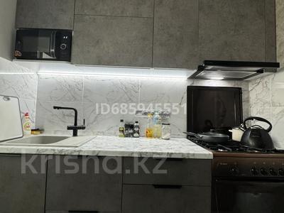 2-комнатная квартира · 52 м² · 9/9 этаж, 5 мкр 20 — Лидер, остановка Казакхстан, Квант, Центр города. за 230 000 〒 в Аксае