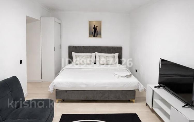 1-комнатная квартира · 40 м² · 4/5 этаж, мкр Самал-2, Самал 2 мкр — Рядом Рамстор, Dostyk plaza, 5 больница Научный центр акушерства, геникологии за 25 000 ₸ в Алматы, Медеуский р-н — фото 68