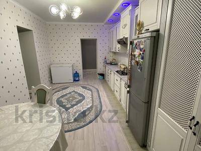 3-комнатная квартира, 118.7 м², 4/5 этаж, мкр. Алтын орда за 40 млн 〒 в Актобе, мкр. Алтын орда