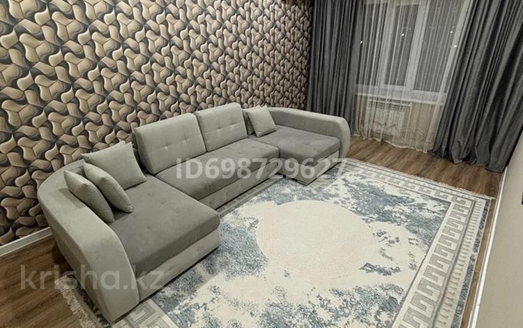 2-комнатная квартира · 71 м² · 8/9 этаж, Проспект Абая 244 за 30 млн ₸ в Уральске — фото 2