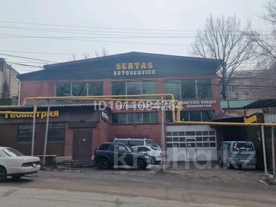 Свободное назначение, офисы, магазины и бутики, склады, азс, автосервисы и автомойки, бани, гостиницы и зоны отдыха, образование · 650 м² за 245 млн 〒 в Алматы, Наурызбайский р-н