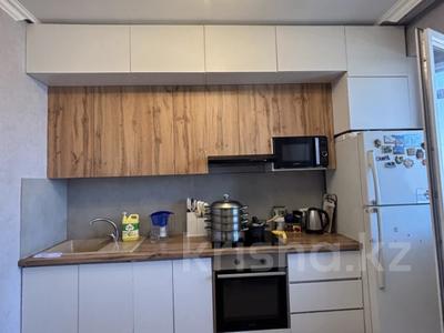 2-комнатная квартира · 61 м² · 5/10 этаж, мкр Аксай-1 за 43 млн 〒 в Алматы, Ауэзовский р-н