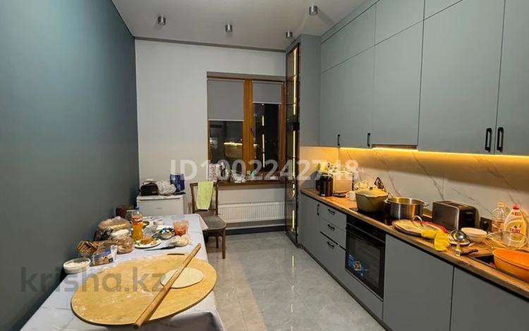 4-комнатная квартира · 120 м² · 3/10 этаж, Кенесары стр. 6 за 75 млн ₸ в Астане, Сарыарка р-н — фото 2
