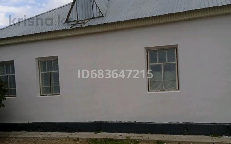 Отдельный дом · 4 комнаты · 100 м² · 42 сот., Жамбылской облысы, СУРУМ ауылы 25 — Сламбай көшесі , ст СУРУМ за 6.5 млн 〒 в Бауыржан Момышулы — фото 66