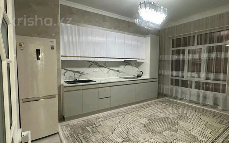 2-комнатная квартира · 68 м² · 9/10 этаж, 28-й мкр 49 за 25 млн ₸ в Актау — фото 2