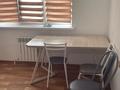 1-комнатная квартира · 40 м² · 1/9 этаж, Самал — 10 мкр самал заде астановки дом 1 этаж + комуслуг вайфай есть бесплатно. 87088213164 ватсап за 100 000 ₸ в Уральске — фото 3