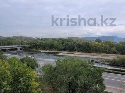 2-бөлмелі пәтер · 53.5 м² · 7/9 қабат, Бориса Александрова бывшая Красина 8/1, бағасы: 19.5 млн ₸ в Усть-Каменогорске