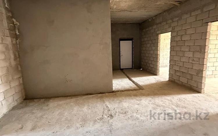 4-комнатная квартира · 165 м² · 11/12 этаж, 18 мкр 11 за 45 млн ₸ в Актау, 18-й мкр  — фото 2