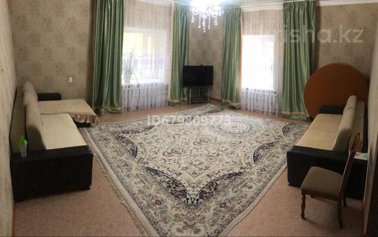 Отдельный дом • 6 комнат • 244 м² • 16 сот., Ширяева за 69 млн 〒 в Павлодаре — фото 2