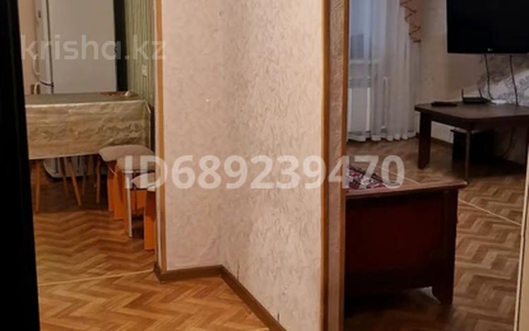 1-комнатная квартира, 30 м², 3/10 этаж помесячно, Академика Бектурова 2/1 — Мира-Ак.Бектурова