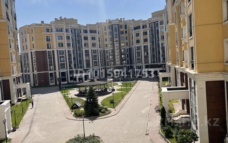 2-бөлмелі пәтер · 84.4 м² · 3/9 қабат, Кабанбай батыра 49/1, бағасы: 100 млн ₸ в Алматы, Медеуский р-н — фото 2