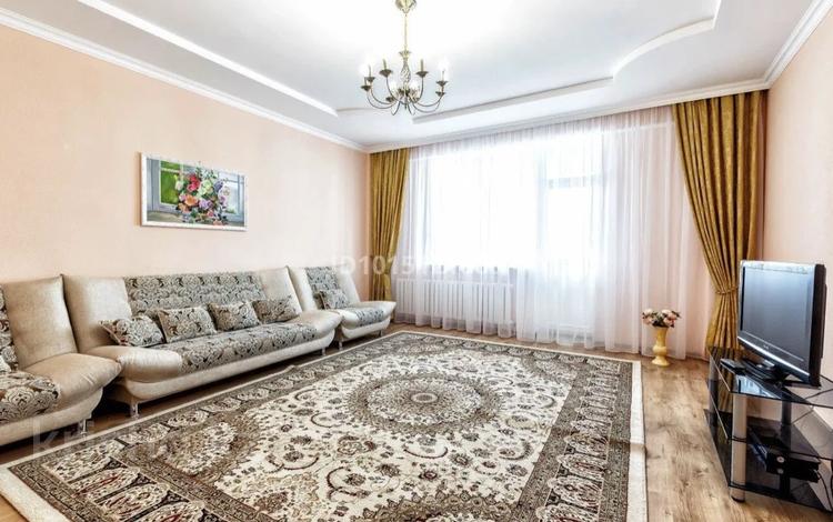 2-комнатная квартира · 70 м² · 2/5 этаж, Розыбакиева — Бостандыкский район за 15 000 ₸ в Алматы, Алмалинский р-н — фото 2