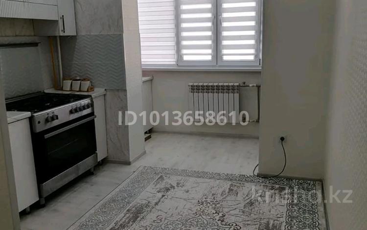3-комнатная квартира · 97 м² · 4/6 этаж, 38-й мкр 2 за 38 млн ₸ в Актау — фото 2