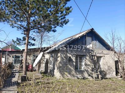 Жеке үй · 4 бөлме · 50.8 м² · 5.23 сот., Запорожская — Угол ул. Запорожская и Аймауытова (Димитрова), бағасы: 16 млн ₸ в Павлодаре