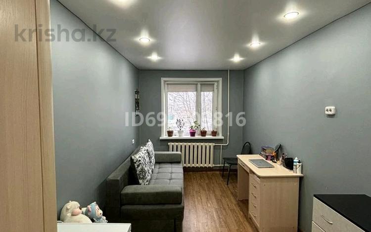 2-комнатная квартира · 44 м² · 2/5 этаж, Майкудук, 17й микрорайон 36 — Южный супермаркет за 12 млн ₸ в Караганде, Алихана Бокейханова р-н — фото 2