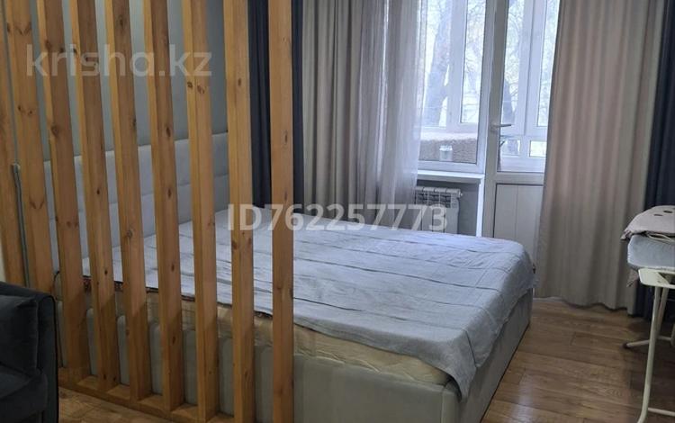 1-комнатная квартира · 32 м² · 2/4 этаж, мкр Коктем-2 8 — Темирязева за 350 000 ₸ в Алматы, Бостандыкский р-н — фото 2