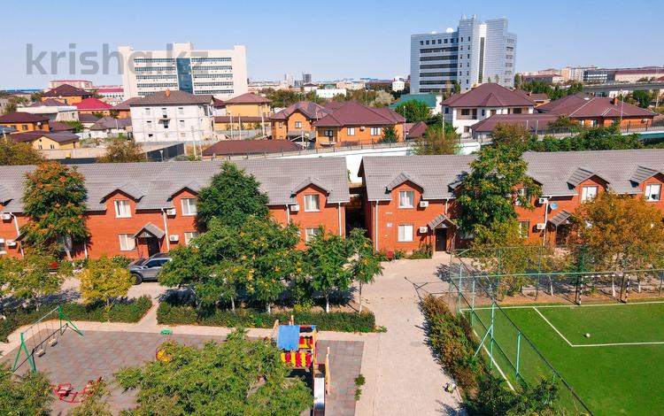 Отдельный дом · 4 комнаты · 160 м² · 1 сот., мкр Ак Шагала, ул Жалена Толепова 1 — Парк победы, пешеходный мост за 52 млн 〒 в Атырау — фото 2