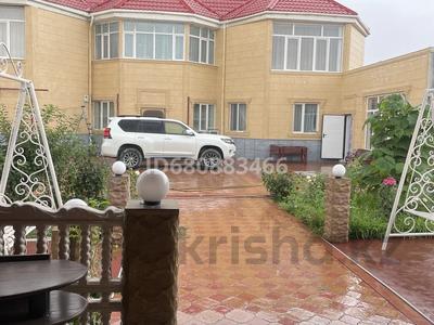 Отдельный дом · 12 комнат · 380 м² · 8 сот., Майлы кожа 115 за 85 млн 〒 в Таразе