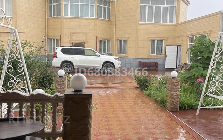 Отдельный дом · 12 комнат · 380 м² · 8 сот., Майлы кожа 115 за 85 млн ₸ в Таразе — фото 33