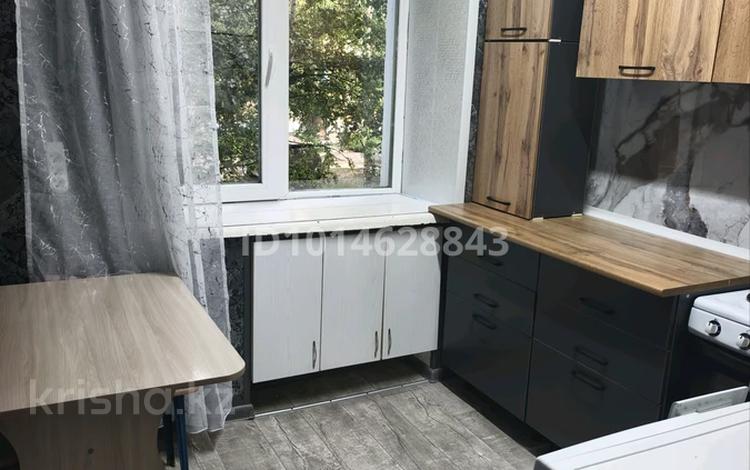 1-комнатная квартира · 38 м², 3 микрорайон 16 за 110 000 ₸ в Риддере — фото 2