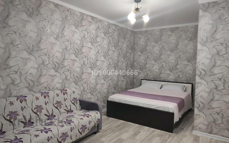 1-бөлмелі пәтер · 35 м² · 5/5 қабат, Ауэзова 203 — Ташенова, бағасы: 10 000 ₸ в Кокшетау — фото 2