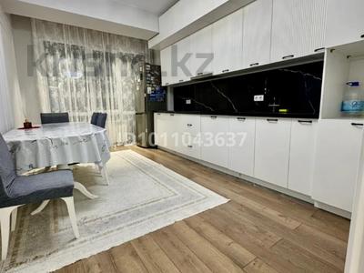 4-комнатная квартира · 131 м² · 12/13 этаж, Торайгырова — Мустафина за 121 млн ₸ в Алматы, Бостандыкский р-н