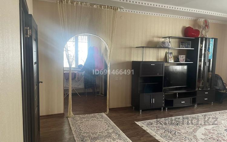 Отдельный дом · 3 комнаты · 120 м² · 6.9 сот., Жігер 32 — Возле ажропортского терминала (теплица) за 43 млн 〒 в  — фото 3