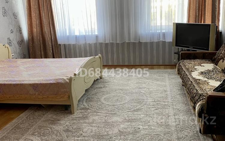1-бөлмелі пәтер · 50 м² · 1/7 қабат, Мкр Каратал 19 Б — Возле Сити плюс, бағасы: 9 000 〒 в Талдыкоргане — фото 8