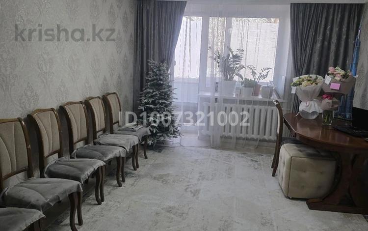 3-бөлмелі пәтер · 63 м² · 4/5 қабат, М.Маметовой 119, бағасы: 20 млн ₸ в Караганде, Алихана Бокейханова р-н — фото 3