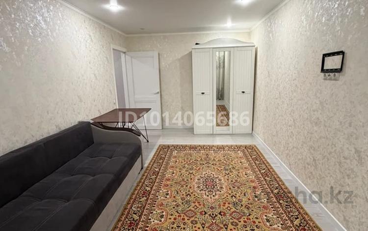 1-комнатная квартира · 30 м² · 4/5 этаж, мкр Аксай-3 11 за 200 000 ₸ в Алматы, Ауэзовский р-н — фото 2