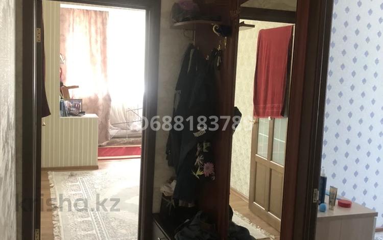 2-бөлмелі пәтер · 53.6 м² · 2/5 қабат, 14-й мкр, 14-ш/а. 4 — Қаланын орталықғында орналасқан теңізгеде жақын Звезда Актауда жақын, бағасы: 18 млн ₸ — фото 2