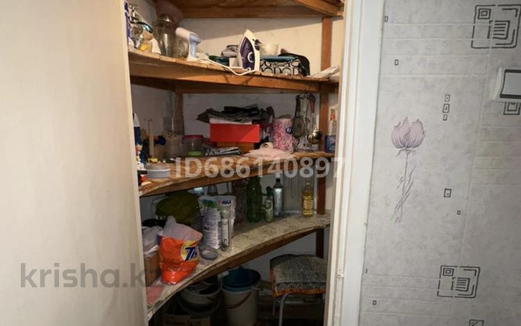 4-бөлмелі пәтер · 77.5 м² · 3/6 қабат, Камзина 67, бағасы: 19 млн ₸ в Аксу — фото 3